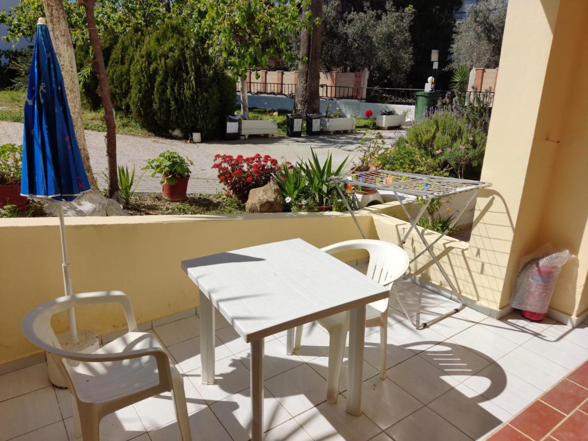 Ferienwohnung Zinovia Kato Daratso Exterior foto